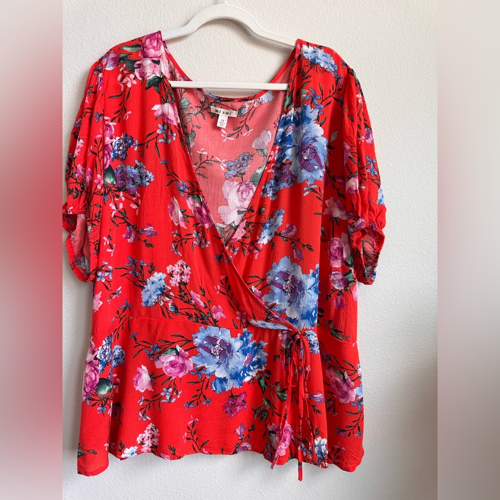 Floral top